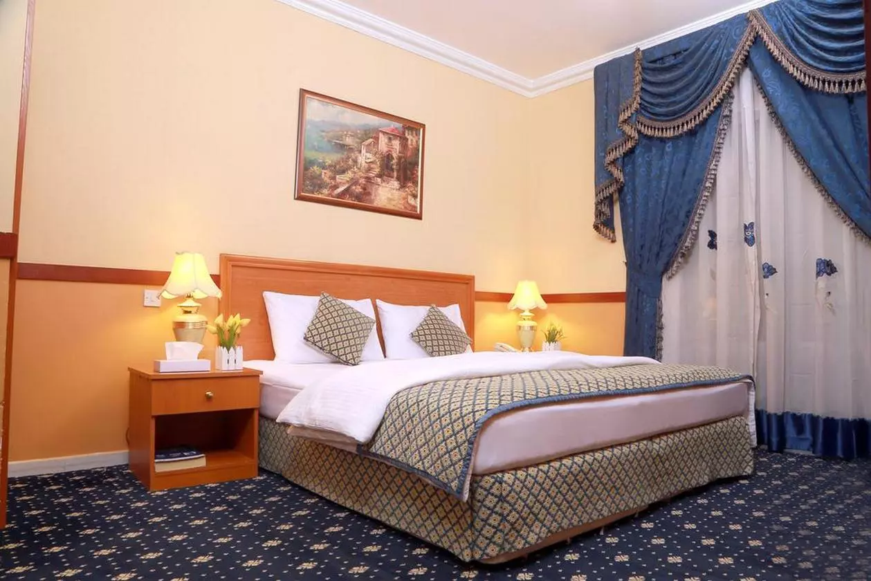 SADAFEDIT_SHABAVIZ (4).jpg